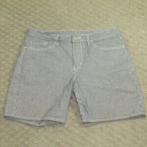 Vintage Lee Womens Shorts Blue 12 Denim Railroad Striped High Rise 90s Y2K USA